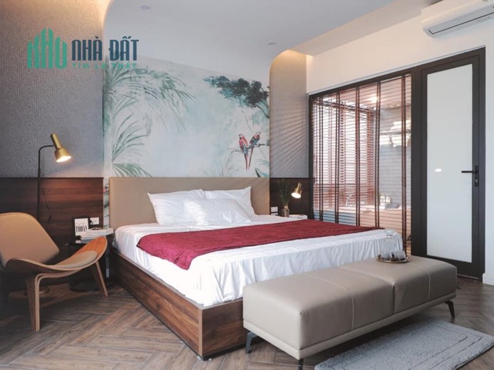 Bán Căn Biệt Thự Nhà Vườn 180/500m2 x 3 tầng, nội thất sang trọng, bể bơi vô cực, ở sướng, hưởng