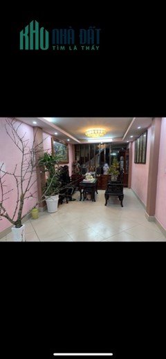 Bán nhà 3 tầng Ngô Gia Tự,Long Biên 42m2,oto tránh,kinh doanh hơn 4 tỷ