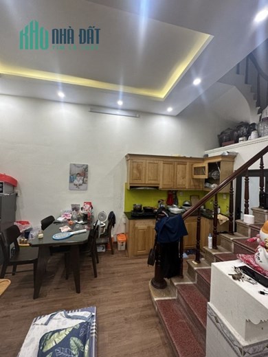 BÁN NHÀ MINH KHAI 37M X 5T  GIÁ 3,5TỶ Ở NHÀ ĐẸP, GẦN PHỐ, DÂN XÂY