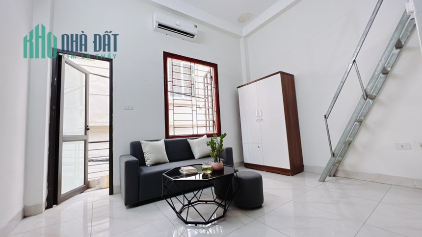 Long Biên Ô tô vào cửa hơn 5 tỷ nhà lô góc