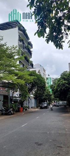 BÁN ĐẤT SAU CHỢ TÂN QUY- 2100M2  CHỈ :38 Tr/M2