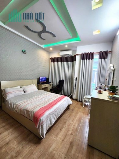 PHAN ĐÌNH PHÙNG-PHÚ NHUẬN-NHÀ 2 MẶT TIỀN- MỚI ĐẸP-THÔNG CHỢ PHÚ NHUẬN 4TẦNG 4PN