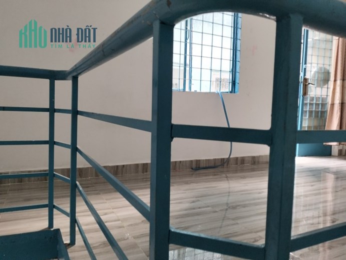 Chính chủ cần bán nhà đẹp ngay đường Tô Hiến Thành ,Q10