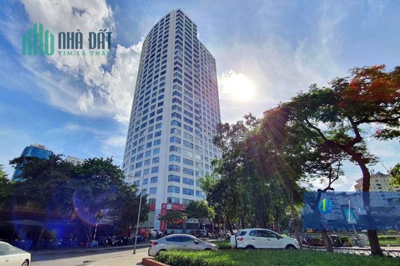 Chính chủ cần bán mặt bằng văn phòng vew hồ tại tòa nhà Ngọc Khánh Plaza số 1 Phạm Huy Thông Ba