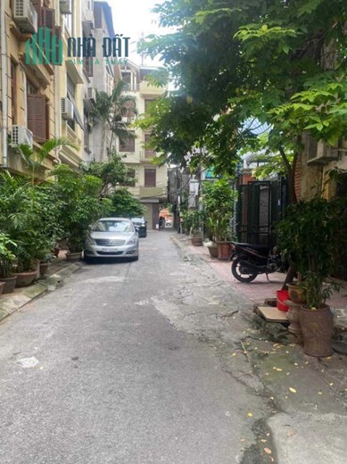 Bán Nhà Phố Doãn Kế Thiện 100m2 x 2 tầng, phân lô ô tô tránh vỉa hè, Chủ xác định bán đất cho các