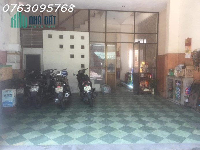 Cho thuê mặt bằng Cô Giang gần ngã 3 Lê Đình Dương, Hải Châu, Đà Nẵng -Diện tích: 35m2