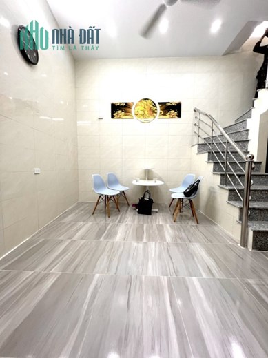Bán nhà Khương Trung Thanh Xuân 26m 4 tầng 3 ngủ  sổ đỏ chính chủ nhỉnh 2 tỷ lh 0975124520