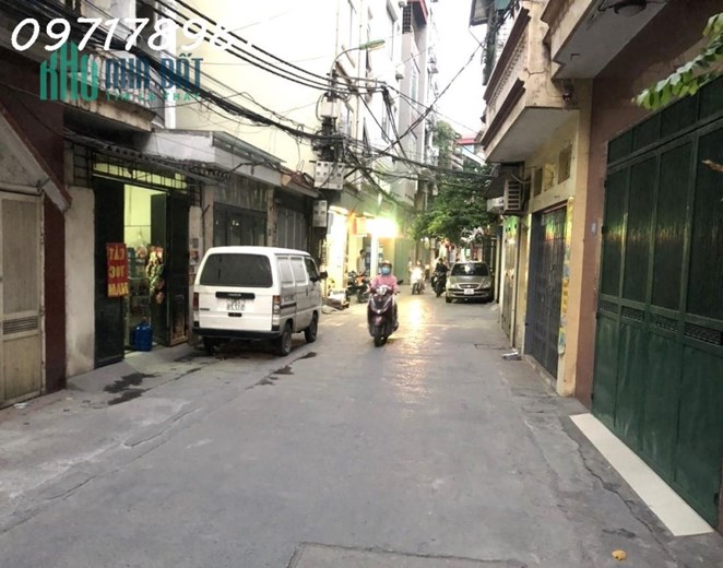 Bán đất Lê Trọng Tấn, Ngôi Nhà Siêu Phẩm 78m2, Ô Tô Đỗ Cửa, 2 mặt thoáng, giáp hồ, nhỉnh 7 tỷ