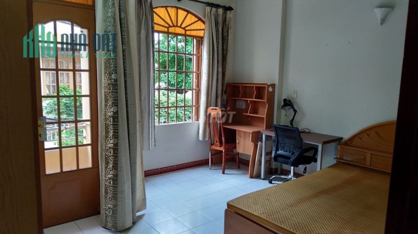 Cho thuê nhà 3 tầng gần Sân bay Tân Sơn Nhất