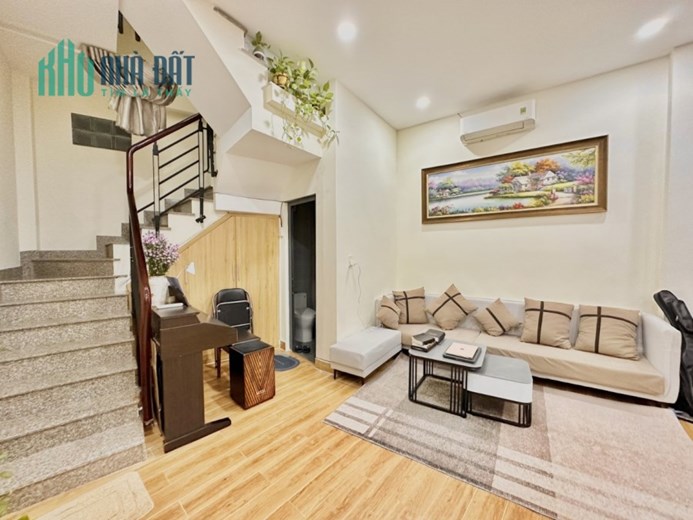 *Bán Gấp Nhà Tây Thạnh Tân Phú 57m2 ,4 Tầng Nhỉnh 5 tỷ