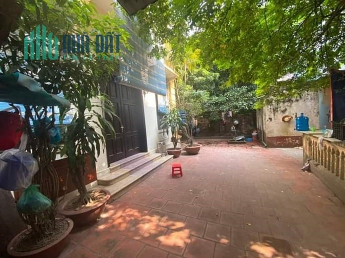 Bán Căn Biệt Thự Nhà Vườn Phố Yên Hòa 250m2 x 3 tầng, Chủ mới về sẵn ở hoặc chuyển đổi mục đích sử