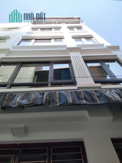 Bán nhà 5 tầng Nguyễn Văn Cừ,Long Biên 30m2,Mt4.98m,oto đỗ cửa hơn 4tỷ
