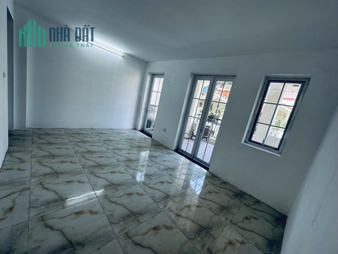 Chính chủ cho thuê nhà mặt phố Nguyễn Huy Tưởng - Thanh Xuân