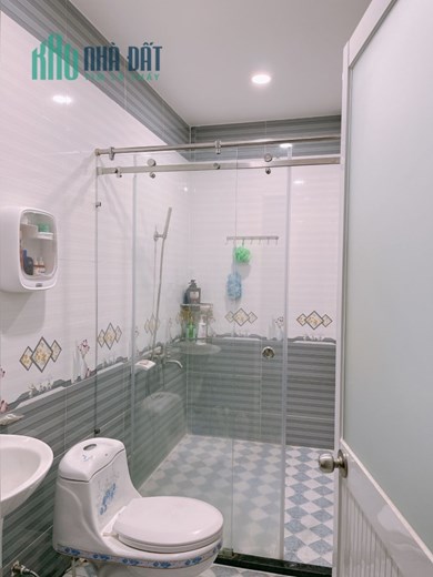 Nhà Bán vị trí tuyệt đẹp Thạnh Xuân 24,DT- 44mz, 2 tầng, 4mx 11m,giá 2.7 tỷ Thạnh Xuân. Quận 12