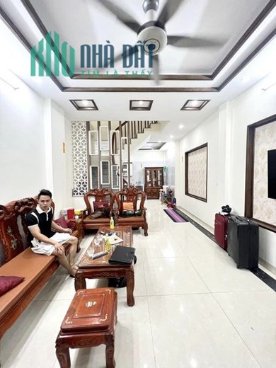 Nhà Trương Định- Nguyễn An Ninh   37m2- 5T. ô tô, ở luôn . giá rẻ chỉ 3 tỷ 5. LH 0987136162
