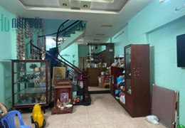 Nhà mặt tiền đường 475 phước long B, DT 70m đúc 3 tầng giá tốt