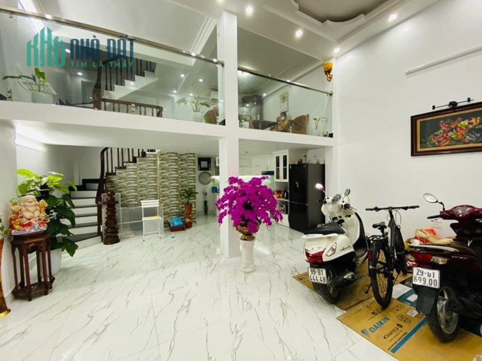 NHÀ MỚI, ĐẸP, THIẾT KẾ HIỆN ĐẠI, GẦN PHỐ, NỘI THẤT ĐẲNG CẤP 52M2, 6T, MT 6.1, 7.5 TỶ KHƯƠNG TRUNG -