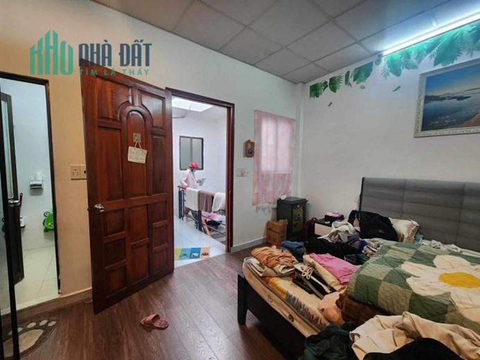 NGAY CÔNG AN PHƯỜNG 15 GÒ VẤP - DT KHỦNG 52M2 - 2 TẦNG BTCT - NHÀ ĐẸP MỚI SANG TRỌNG - CHỈ 3.7 TỶ