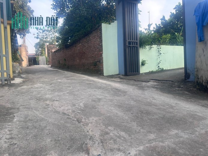 Chỉ 750tr có ngay lô đất 51,5m tại Đông Sơn, Chương Mỹ , Hà Nội
Lô góc 2 mặt thoáng, dân cư đông