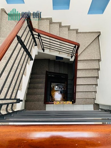 BÁN NHÀ GIẢM GIÁ 6 tỷ
HXH HUỲNH TẤN PHÁT. PHÚ XUÂN .NHÀ BÈ
NHÀ GÓC 2 MẶT THOÁNG. CÁCH MẶT TIỀN 3