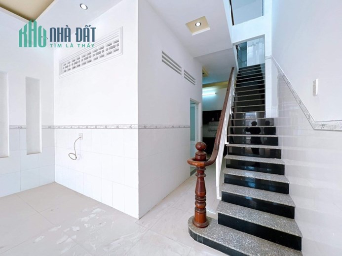 Cho thuê nhà 1T1L mặt tiền Nguyễn Văn Hoa Biên Hoà