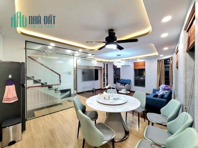 Bán Nhà Nguyễn Văn Nghi Gò Vấp 44m2 4 Tầng Hẻm Xe Hơi Giá 6 Tỷ