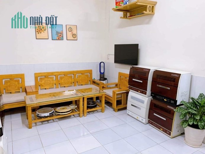 NHÀ NGANG 6M NGAY TRUNG TÂM THỦ ĐỨC, GIÁ CHỈ 2,6 TỶ