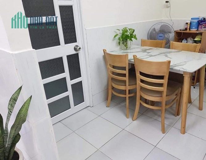 NHÀ NGANG 6M NGAY TRUNG TÂM THỦ ĐỨC, GIÁ CHỈ 2,6 TỶ