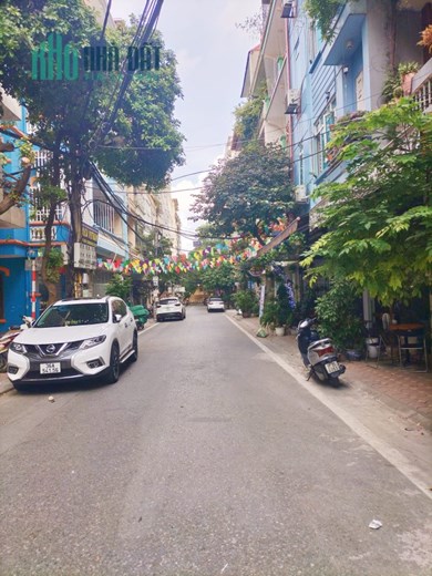 BÁN NHÀ NGÕ 79 CẦU GIẤY - LÔ GÓC - Ô TÔ TRÁNH - KINH DOANH ĐỈNH - 65M3 MT 6M3 GIÁ CÒN 12 TỶ.