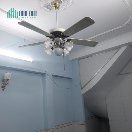 Cho thuê nhà full nội thất, gần MT đường Tôn Đản P4Q4 giá 12tr/th/52,5m2. Lh:0938778788