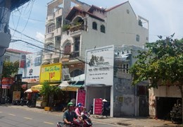 THỞ OXI, MTKD, NỞ HẬU, ĐƯỜNG SỐ Q7, NHỈNH 6TỶ