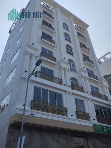 Chính chủ cho thuê lâu dài  nhà 5tang _01ha thang máy mặt đường Bưởi, Ba ĐÌnh, Hà Nội