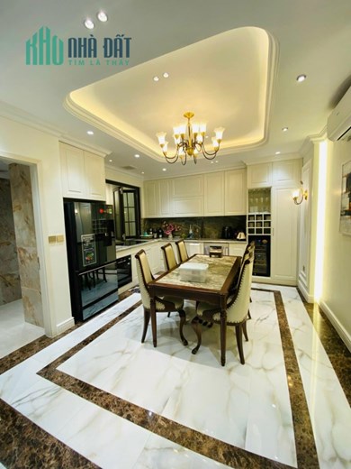 Bán nhà 6 tầng mặt phố Xuân La, Tây Hồ, để lại toàn bộ nội thất, 128m, Mặt Tiền 5.4m, 56.5 tỷ.