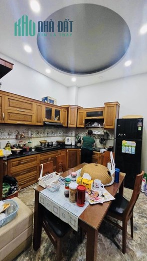 bán nhà chính chủ kg có căn thứ 2 so sánh - Thích Quảng Đức 38m 4tấm 5.2 x 7 giá 5.25 tỷ Phường 5