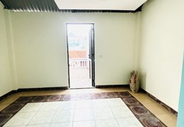 Cần Bán nhà Phố Xuân Đỉnh  ôtô tặng nội thất 43m 5tầng MT 3,2m chỉ 4,6 tỷ LHCC.