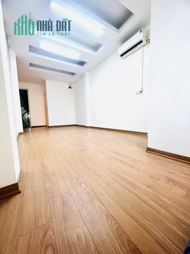 Cần Bán nhà Phố Xuân Đỉnh  ôtô tặng nội thất 43m 5tầng MT 3,2m chỉ 4,6 tỷ LHCC.