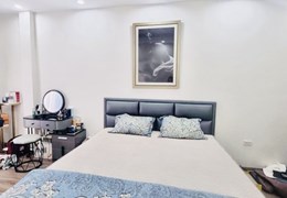 Bán gấp  nhà ngõ 2 Phố Xuân Đỉnh mới Full nội thất lô góc 35m 5tầng MT 3,5m chỉ 4,8 tỷ LHCC.