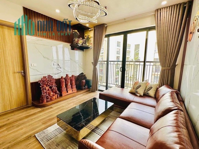 Chung cư Berriver Jadin – Nguyễn Văn Cừ - 79M - Ở Luôn – Nội Thất Xịn – 4.1 T