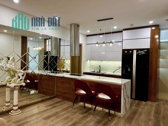 Chung cư Berriver Jadin – Nguyễn Văn Cừ - 79M - Ở Luôn – Nội Thất Xịn – 4.1 T