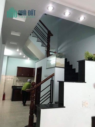 Bán gấp 1/ hẻm oto Thạch Lam  quận Tân phú 35m2 -4T BTCT chỉ 4,1 tỷ TL