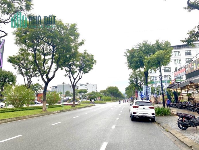 Bán Cặp Đất Vàng Đường 30 Tháng 4. Cạnh Lê Thanh Nghị. MT 9m. Giá 23,x tỷ