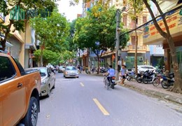 Cắt lô nhà phân lô Phương Canh 80m vỉa hè xe tải, giá 10.5tỷ