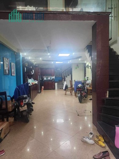 Cần Tìm Khách Thuê MBKD mặt ngõ ô tô Lạc Trung, Quận Hai Bà Trưng