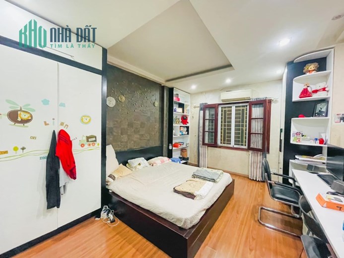 Bán nhà mặt phố Hoàng Ngân 222m², 9 tầng, MT 9.4m, giá 129 tỷ Cầu Giấy. MUA Liên hệ : O94lO7l689