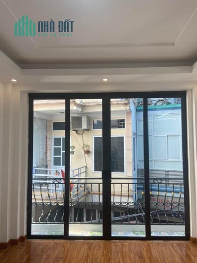 Nhà Giáp Bát - Kim Đồng 34m2-4T  ,ô tô ở luôn, sổ đỏ giá rẻ chỉ 3 tỷ 5.LH 0987136162