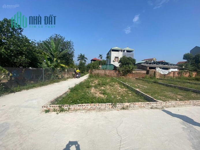 Chị gái em bán lô góc 50.2m tại Lò Nồi - Hiền Ninh - Sóc Sơn - Hà Nội. Đường 4m. Giá 6xxtr