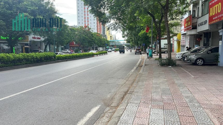 BÁN NHÀ MẶT PHỐ NGUYỄN VĂN CỪ-LONG BIÊN 134m2 MT 7m TO THOÁNG VỈA HÈ RỘNG 38TỶ KINH DOANH SẦM UẤT