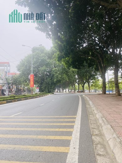 Cho thuê căn góc nhà 4 tầng đường Mê Linh, Khai Quang