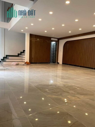 Bán Nhà Hậu Giang, Q6, 5 Tầng Đẹp,  Ngang 7.6m x 10m,Hẻm 8m, Chỉ 13 Tỷ