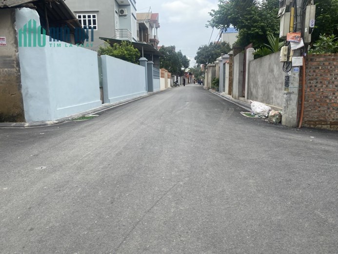 Chính chủ bán mảnh đất 112m2, MT 6m đường nhựa, 2 ô tô tranh nhau, kinh doanh, giá rẻ